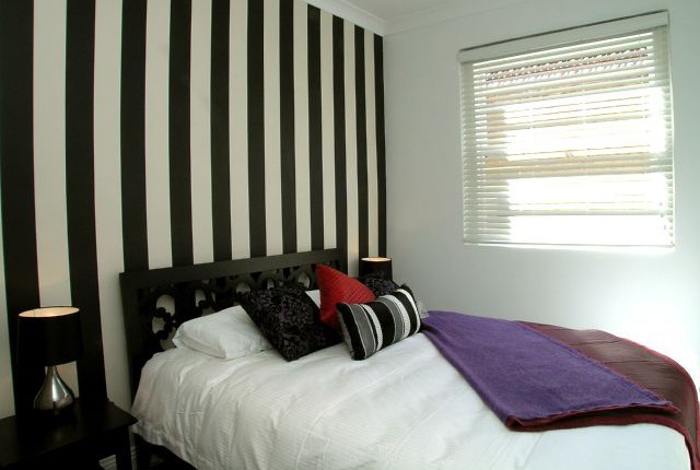 Chatswood striped feature walls